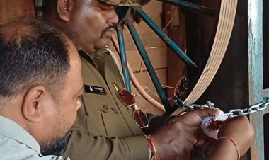 वन विभाग द्वारा दो सॉ मिलों को किया गया सील