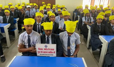 श्री गुरु तेग बहादुर साहिब जी को  150 से अधिक छात्रों ने  किया नमन ।