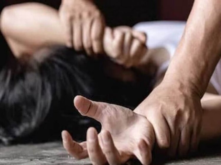 CG CRIME: सुनसान इलाके में प्रेमिका ने किया संबंध बनाने से इंकार, तो प्रेमी ने मारपीट कर किया दुष्कर्म, फिर जो किया जानकर हो जाएंगे हैरान