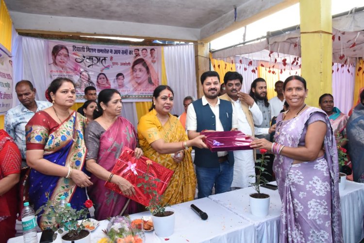 दिवाली केवल दीयों का नहीं, करोड़ों उम्मीदों, रिश्तों और स्नेह का उत्सव है। भारत की संस्कृतियों, परंपराओं और विविधताओं को जोड़ने वाला उत्सव है-अनुज