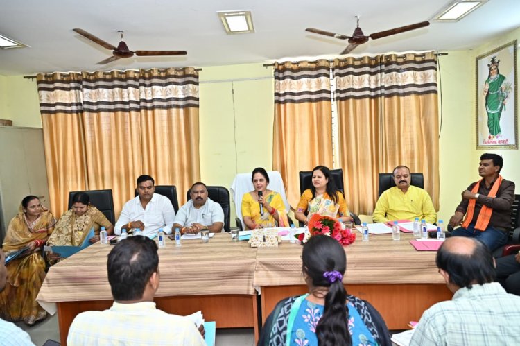 रायपुर शहर की सफाई व्यवस्था सुधारने महापौर मीनल चौबे पार्षदों सहित फील्ड में उतरेंगी
