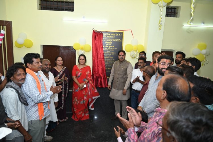 कृष्णानगर सामुदायिक भवन के सामने शीघ्र शेड निर्माण करवाने दिए निर्देश, मितानिन भबन शीघ्र बनाने किया भूमिपूजन