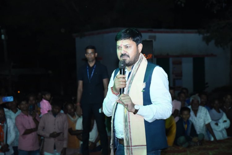 नुआपाड़ा (ओडिशा) उपचुनाव में पार्टी प्रत्याशी के समर्थन में विधायक अनुज नें मांगे वोट, लगातार 5 जगहों पर चुनावी सभा को किया संबोधित 