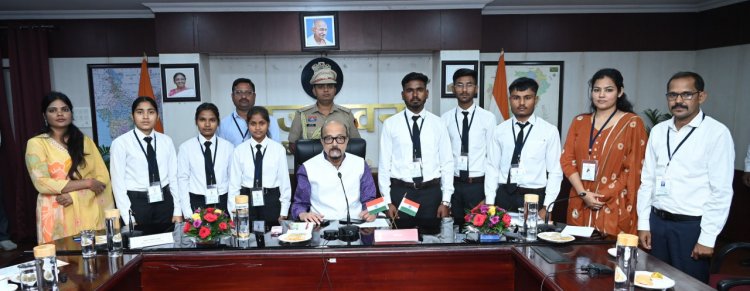  राज्यपाल  रमेन डेका ने विद्यार्थियों और लखपति दीदियों को किया सम्मानित