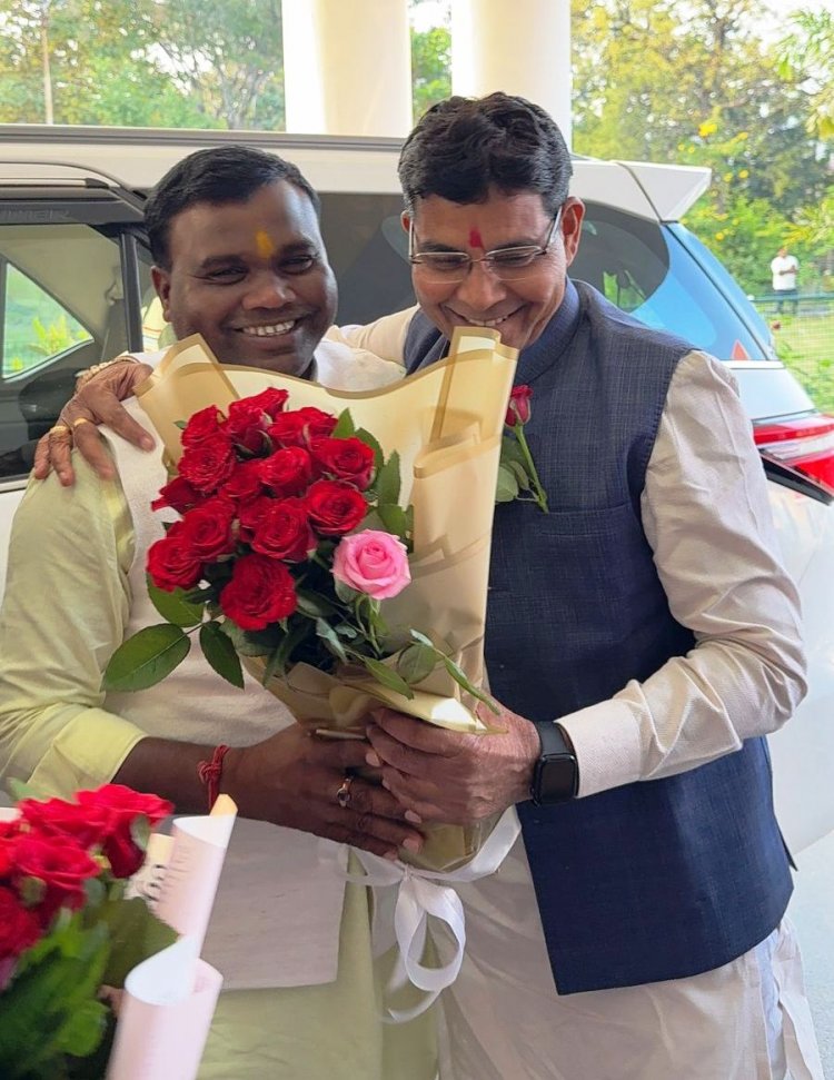 राजस्व मंत्री  टंकराम वर्मा जिले के प्रवास पर, जनप्रतिनिधियों ने किया आत्मीय स्वागत