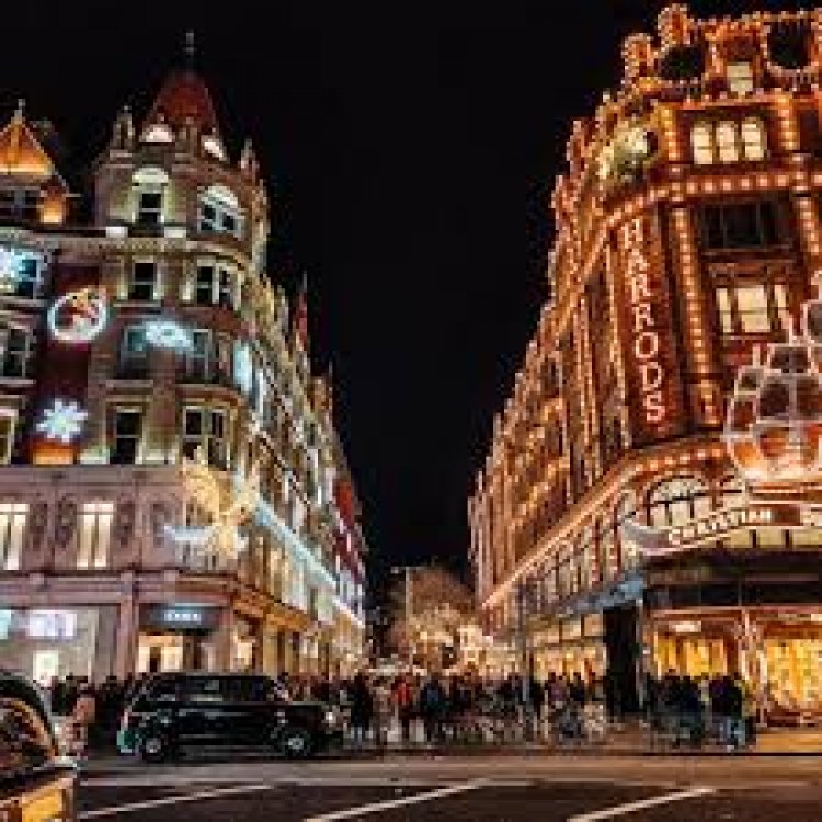London में Christmas की रौनक, बाजारों का नजारा देखते ही कहेंगे Wow |