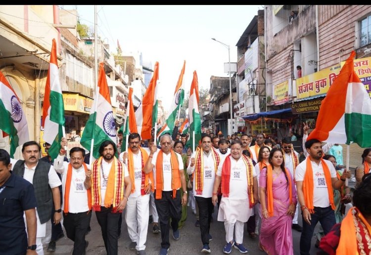 सांसद बृजमोहन के नेतृत्व में छत्तीसगढ़ की सबसे बड़ी,  8 किलोमीटर लंबी यूनिटी मार्च निकली