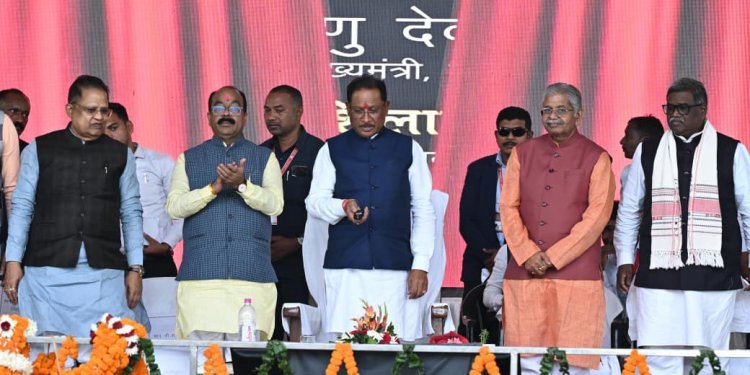 मुख्यमंत्री  विष्णुदेव साय ने 329 करोड़ रूपए से अधिक के विकास कार्यों का किया लोकार्पण-भूमिपूजन
