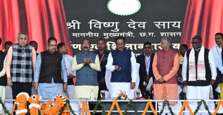 जनजातीय गौरव दिवस कार्यक्रम में शामिल हुए सीएम साय, करोड़ों के विकास कार्यों का किया लोकार्पण-भूमिपूजन