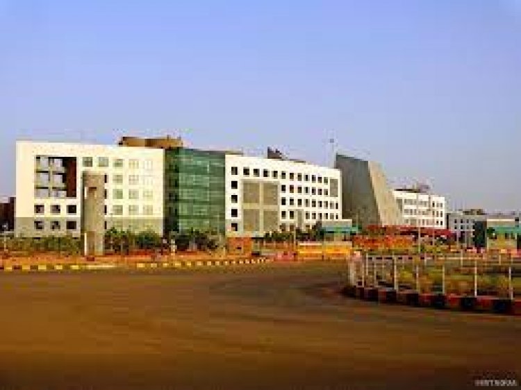 CG IAS Transfer: छत्तीसगढ़ में बड़ी प्रशासनिक सर्जरी, 13 IAS अधिकारियो