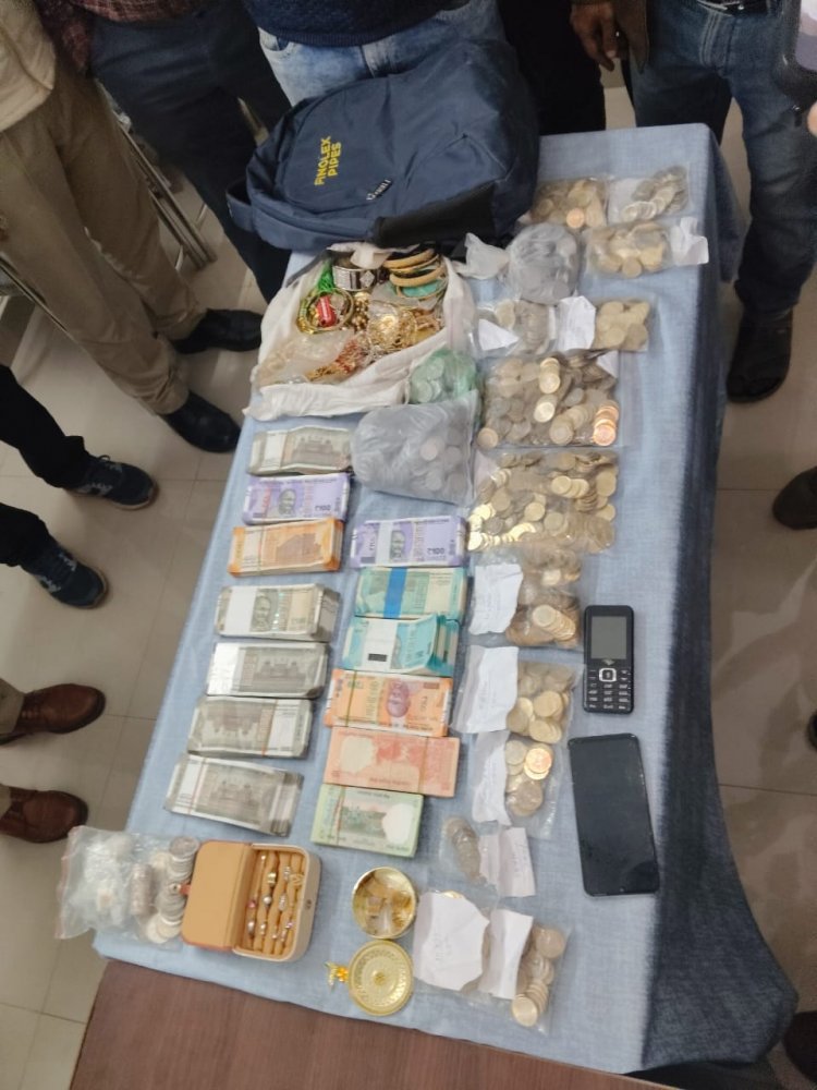 थाना अकलतरा क्षेत्र में हुए सिलसिलेवार चोरी का हुआ खुलासा