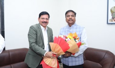 वन मंत्री श्री कश्यप से एसईसीएल के सीएमडी ने की सौजन्य भेंट