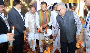 स्वास्थ्य मंत्री  श्याम बिहारी जायसवाल ने द्वितीय नेशनल होम्योपैथिक सेमिनार का किया शुभारंभ