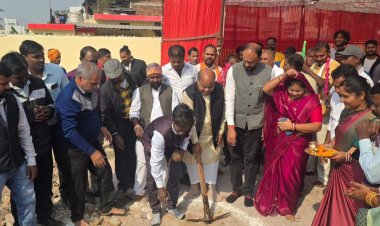 समुदाय को जोड़ने की नई पहल उत्तर विधानसभा क्षेत्र में सामुदायिक भवन निर्माण का भूमिपूजन संपन्न