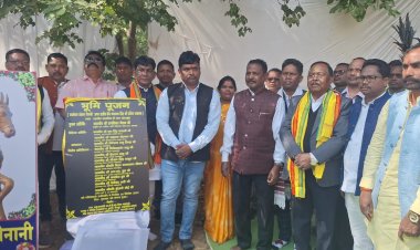 मंत्री  राम विचार नेताम ने शहीद वीर नारायण सिंह की प्रतिमा स्थापना हेतु किया भूमिपूजन