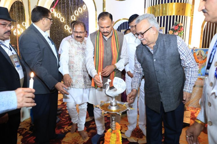 स्वास्थ्य मंत्री  श्याम बिहारी जायसवाल ने द्वितीय नेशनल होम्योपैथिक सेमिनार का किया शुभारंभ