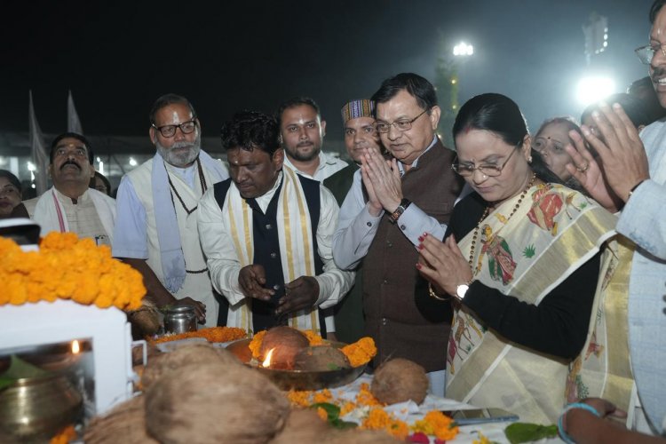महान संत बाबा गुरु घासीदास जी की 269वीं जयंती समारोह में मंत्री  लखन लाल देवांगन हुए सम्मिलित