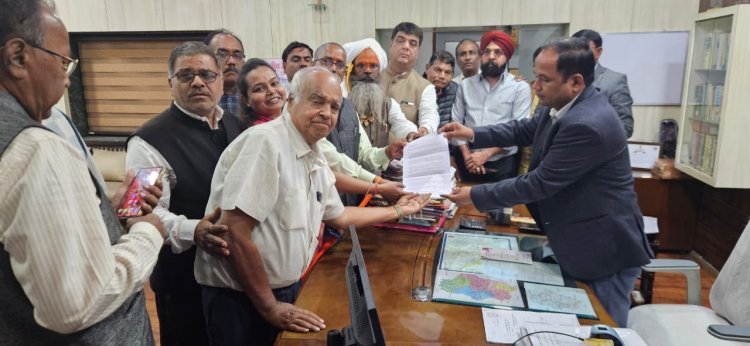 चेम्बर प्रदेश अध्यक्ष सतीश थौरानी ने बाजारों का किया निरीक्षण, व्यापारियों का जताया आभार