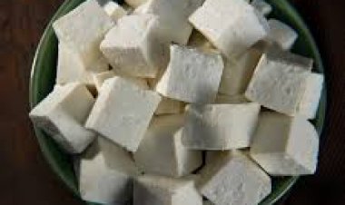 पनीर एवं डेयरी उत्पाद वाले प्रतिष्ठानों का औचक निरीक्षण : जांच के लिए सैंपल लिए गए