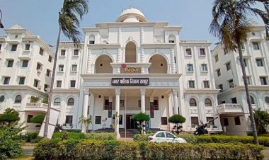 रायपुर नगर पालिक निगम की सख्त कार्यवाही हीरापुर–जरवाय और सोनडोंगरी में दर्जनों खसरों की भूमियां अवैध कॉलोनी घोषित,