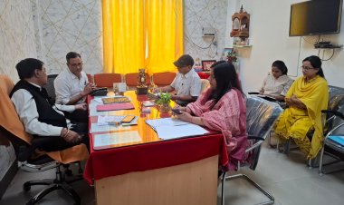 रायपुर नगर पालिक निगम संस्कृति विभाग की ओर से राजधानी शहर रायपुर में सांस्कृतिक कार्यक्रम रखे जाने नियमानुसार आवश्यक प्रस्ताव स्वीकृति हेतु शीघ्र देने के निर्देश दिए हैँ.-अमर गिदवानी
