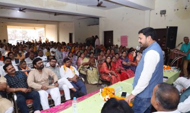 नगरगांव, पाड़ाभाठ और टेकारी के मड़ई मेले में शामिल हुए विधायक अनुज शर्मा