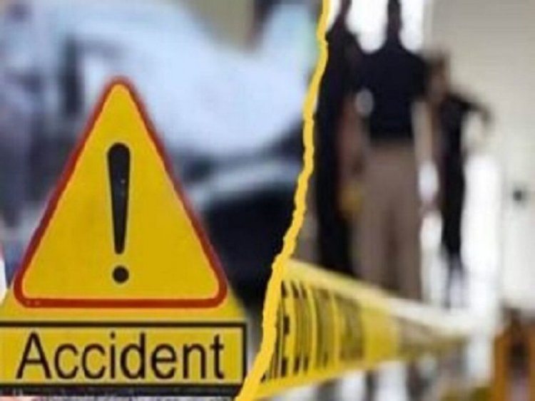 तेज रफ्तार का कहर… बस ने बाइक सवार को मारी टक्कर, हेलमेट के साथ सिर भी कुचलाया