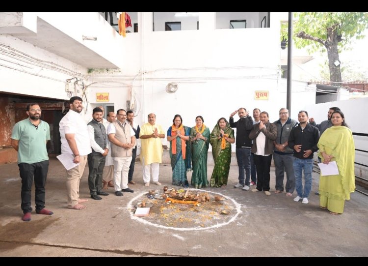 जगन्नाथ मंदिर परिसर में 10 सीटर सार्वजनिक शौचालय निर्माण का भूमिपूजन संपन्न