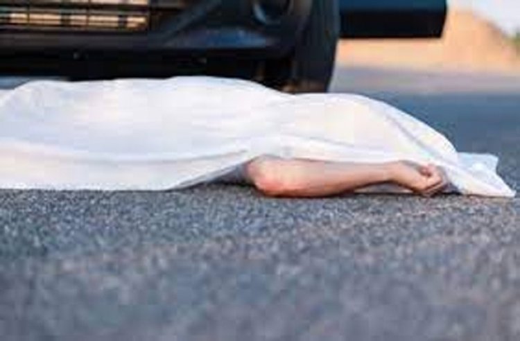 CG – फिर खून से सनी सड़क, ट्रेलर की चपेट में आने से बाइक सवार दो युवकों की हुई दर्दनाक मौत……