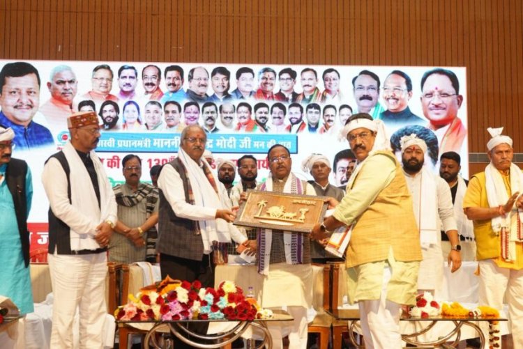 125 दिन रोजगार, सड़क-स्कूल-स्वास्थ्य की गारंटी : जी-राम जी से आत्मनिर्भर बनेंगे गांव”: सांसद बृजमोहन