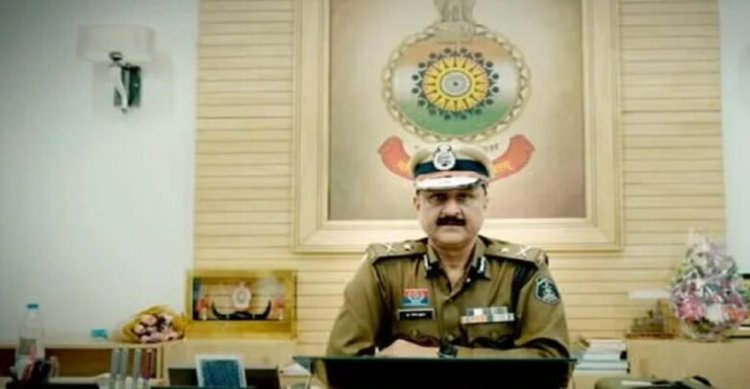 CG BREAKING : कमिश्नर प्रणाली लागू होते ही तबादलों पर लगी रोक, TI से आरक्षक तक सभी तबादले स्थगित