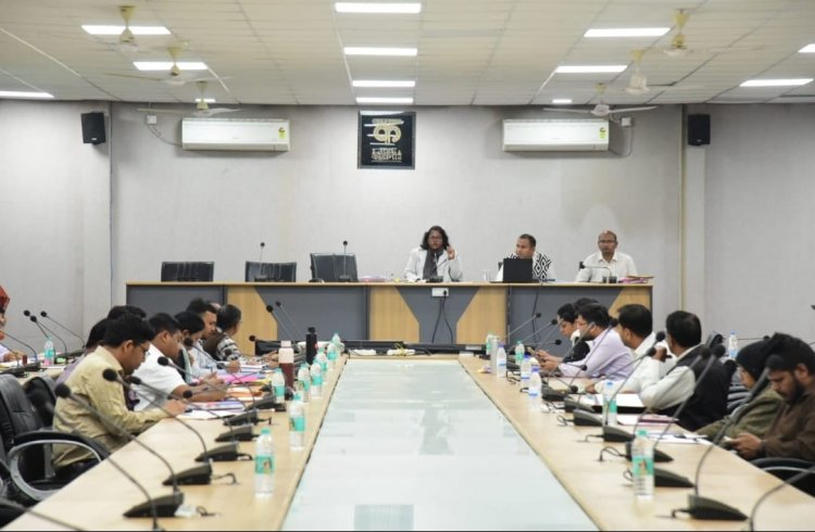 डेफ एवं इनऑपरेटिव खातों की राशि शासकीय कोष में शीघ्र जमा कराने के निर्देश