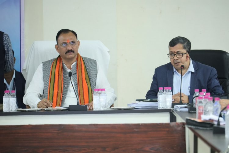 श्याम बिहारी जायसवाल ने स्वास्थ्य सेवाओं को मिशन मोड में सुदृढ़ करने के दिए निर्देश…