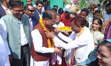 नगरीय निकायों में ऐतिहासिक जनादेश का एक वर्ष: सुशासन, पारदर्शिता और विकास पर जनता की मुहर — मुख्यमंत्री  विष्णु देव साय