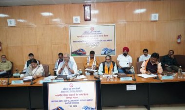 छत्तीसगढ़ को मिलेगी विश्वस्तरीय रेल कनेक्टिविटी, रायपुर–दिल्ली स्लीपर वंदे भारत सहित कई नई ट्रेनों का प्रस्ताव : बृजमोहन अग्रवाल