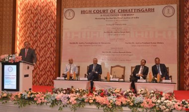 भारत के मुख्य न्यायाधीश ने छत्तीसगढ़ राज्य न्यायिक अकादमी की गौरवशाली विरासत को चिह्नित करते हुए ई-स्मारिका का डिजिटल विमोचन किया।