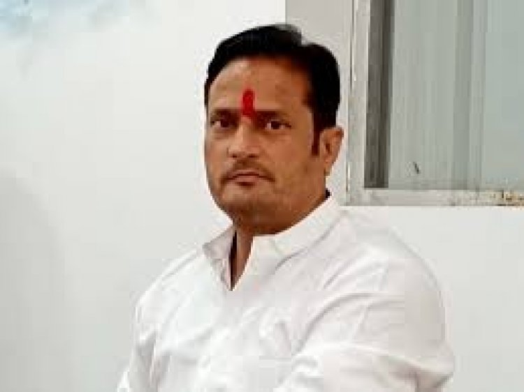 विकास उपाध्याय ने उपमुख्यमंत्री को लिखा पत्र, कहा नाली के स्लैब के ऊपर दीवार खड़ी करना अवैध प्रक्रिया संबंधित अधिकारी पर तत्काल हो कार्यवाही