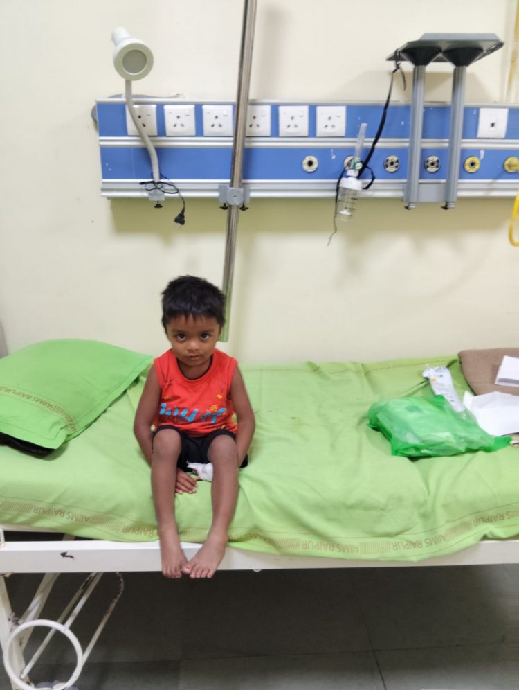 राष्ट्रीय बाल स्वास्थ्य कार्यक्रम (चिरायु) का असर: जन्मजात बधिरता से जूझ रहे तीन बच्चों का एम्स रायपुर में सफल कॉक्लियर इंप्लांट