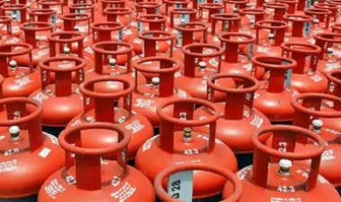 LPG Price Hike: होली से पहले लगा झटका, LPG सिलेंडर ₹28-₹31 हुआ महंगा; लगातार तीसरे महीने बढ़े दाम