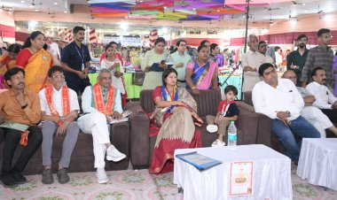 महिलाओं का उत्साहवर्धन करते हुए जैन समाज की यह पहल महिलाओं को आगे बढ़ाने का एक प्रभावी उदाहरण बनकर सामने आई है।