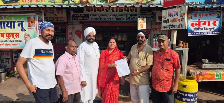 * देवेन्द्र सिंग आजमानी ने प्रधानमंत्री आवास हेतु जताया आभार,लक्ष्मण पहलवान ने वृहद कुश्ती कार्यक्रम की तैयारी की चर्चा भाजपा प्रदेश उपाध्यक्ष से की