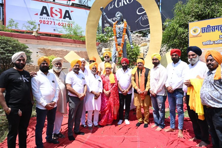 शहीदे आजम सरदार भगत सिंह, राजगुरु और सुखदेव के 95 वें बलिदान दिवस पर भगत सिंह चौक पर हुई विशाल श्रद्धांजलि सभा