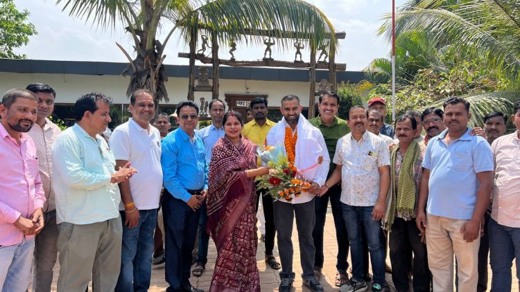 भाजपा व्यापार प्रकोष्ठ प्रदेश कार्यसमिति सदस्य बने सत्येन्द्र शर्मा ने भाजपा प्रदेश उपाध्यक्ष रंजना साहू से की भेंट