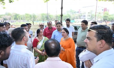 महापौर मीनल चौबे किस्ट ग्रीन आवासीय परिसर पहुंची महापौर ने बिल्डर के स्वीकृत अभिन्यास की नियमानुसार जांच करवाकर कडी कार्यवाही करने के निर्देश दिये है।