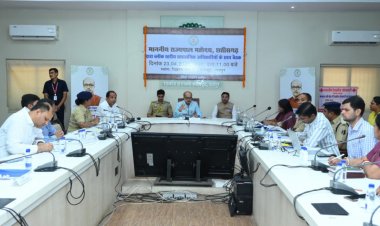  राज्यपाल  रमेन डेका ने ली रायपुर जिले में विकासखंड स्तरीय समीक्षा बैठक