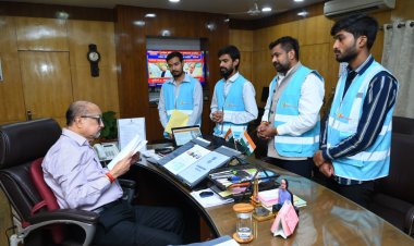 राज्यपाल श्री डेका से फिल परमार्थ आश्रम के संस्थापक ने की भेंट