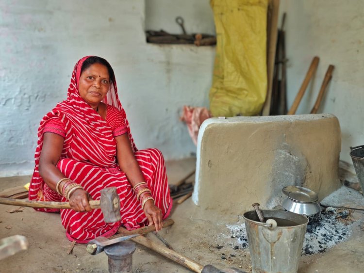 पारंपरिक लोहारी से आत्मनिर्भरता का सफर