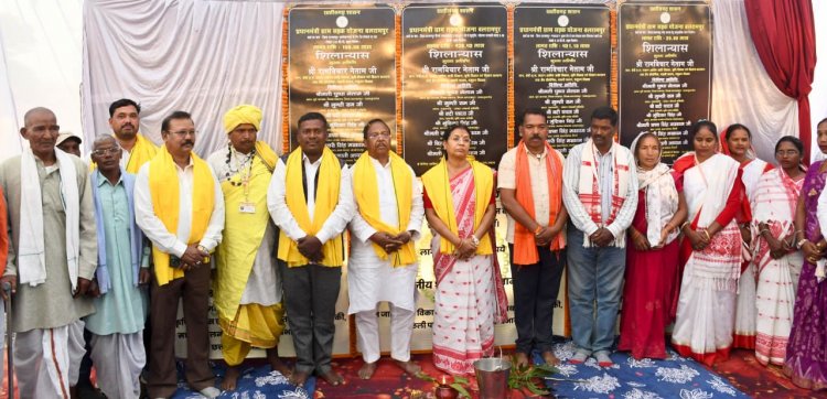 मंत्री रामविचार नेताम ने डिंडो में 1154.45 लाख रुपये के विभिन्न विकास कार्यों का किया भूमिपूजन एवं शिलान्यास…