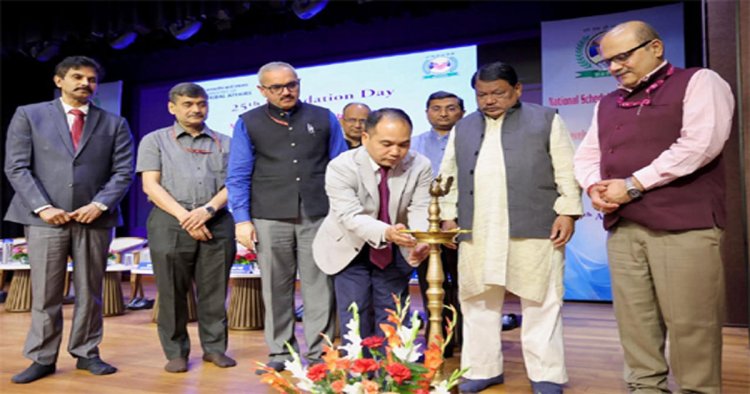 व्यक्तियों को रोजगार चाहने वाला बनने के बजाय रोजगार देने वाला बनाएं - केन्द्रीय मंत्री ओंराव