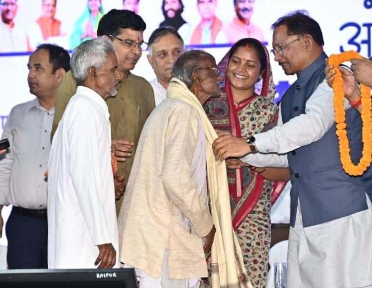 छत्तीसगढ़ में वरिष्ठ नागरिकों के लिए मजबूत सामाजिक सुरक्षा तंत्र